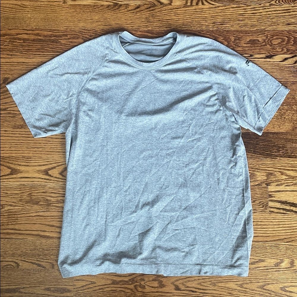Fabletics Training Day Mid Gray Heather Athletic Tee Size Xxl View 3